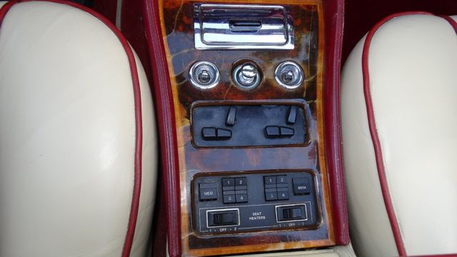 1990 Rolls-Royce Corniche CORNICHE - photo 11