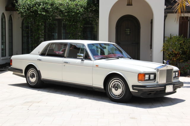 1990 Rolls-Royce Silver Spirit/Spur/Dawn