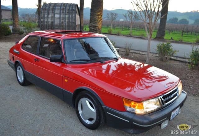 1990 SAAB 9-00 TURBO - 5 SPEED, SUNROOF, A/C - GORGEOUS CALIFORNIA CONDITION 1990 Saab 900 BEAUTIFUL TURBO 5-SPEED