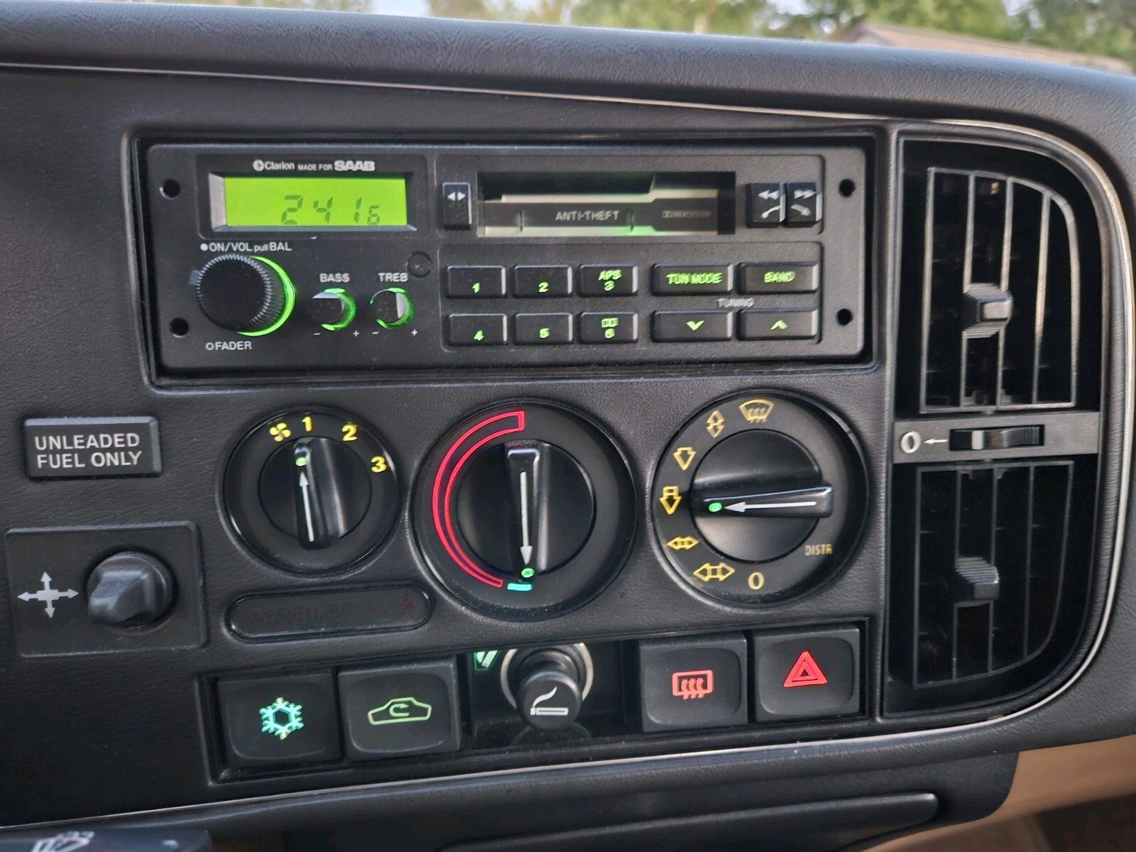 1990 Saab 900 - photo 12
