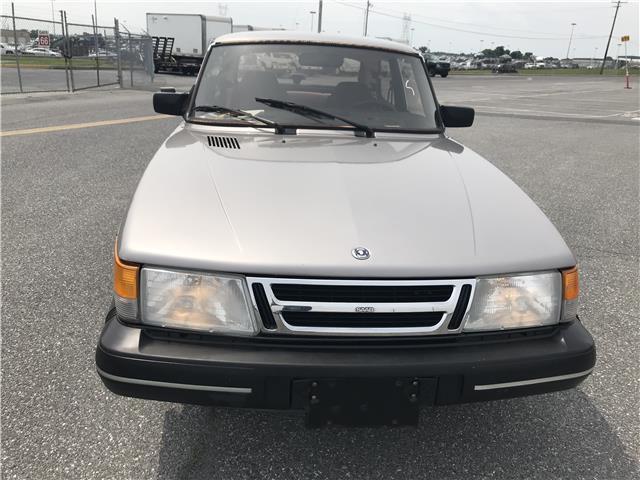 1990 Saab 900 -- - photo 11