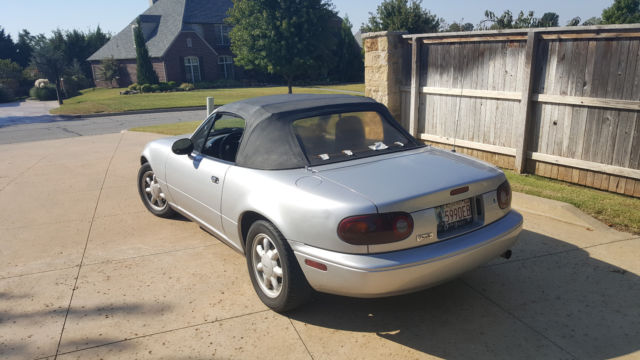 1990 Mazda MX-5 Miata Pacakage A - photo 4