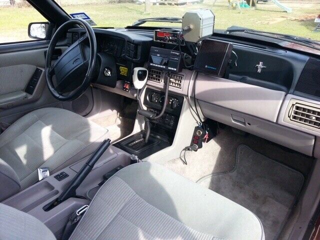 1990 Ford Mustang - photo 2