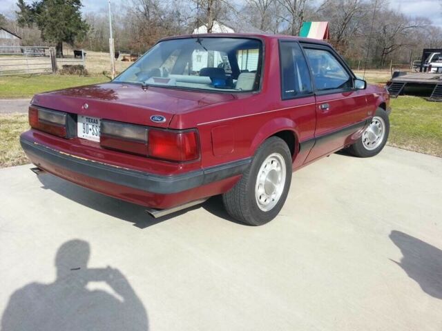 1990 Ford Mustang - photo 4