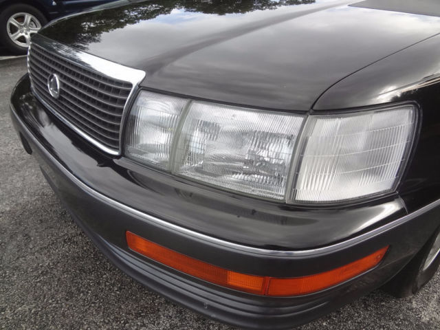 1990 Lexus LS Base Sedan 4-Door - photo 10