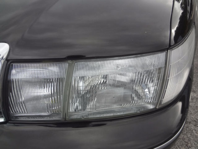 1990 Lexus LS Base Sedan 4-Door - photo 12
