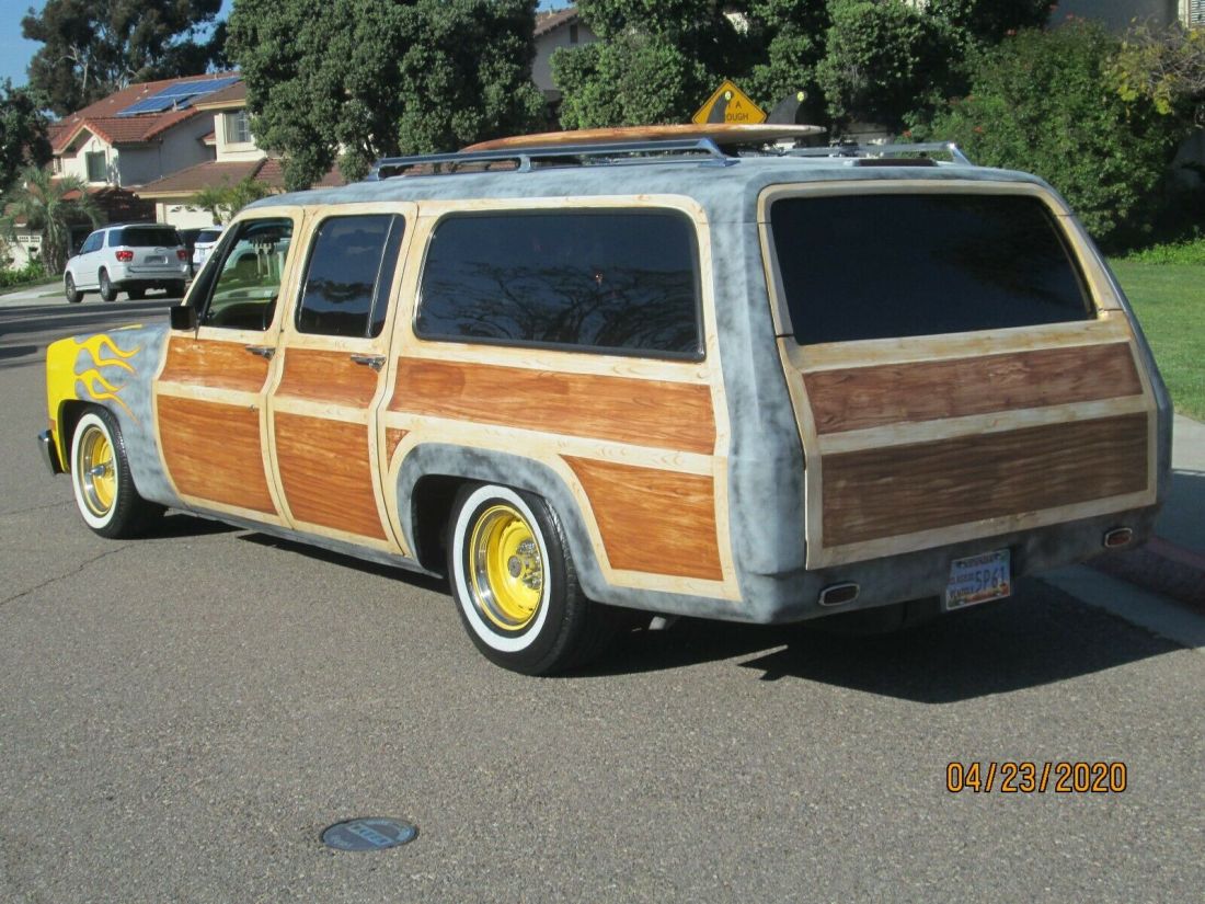 1989 Chevrolet Suburban Scottsdale 1500 - photo 2