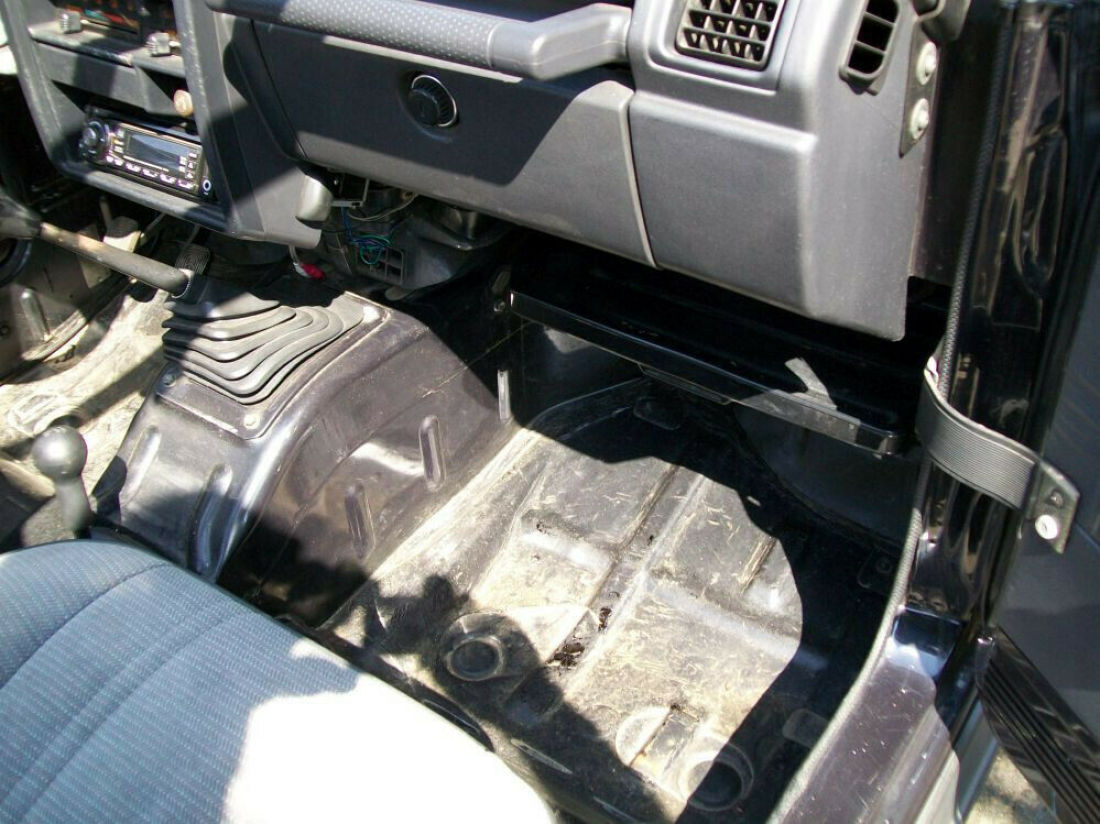 1990 Suzuki Samurai - photo 7