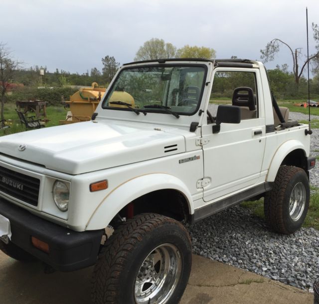 1990 Suzuki Samurai