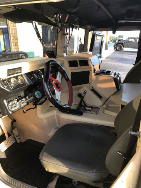 1990 Hummer H1 - photo 2