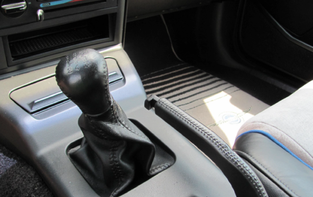 1990 Ford Thunderbird 35th Anniversary Edition - photo 6