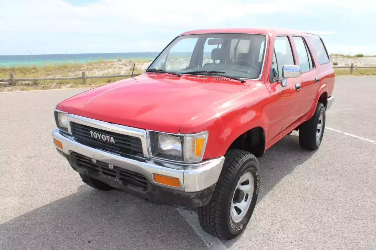 1990 Toyota 4Runner, Red with 215428 Miles available now! 1990 Toyota 4Runner SR5 4dr 4WD SUV