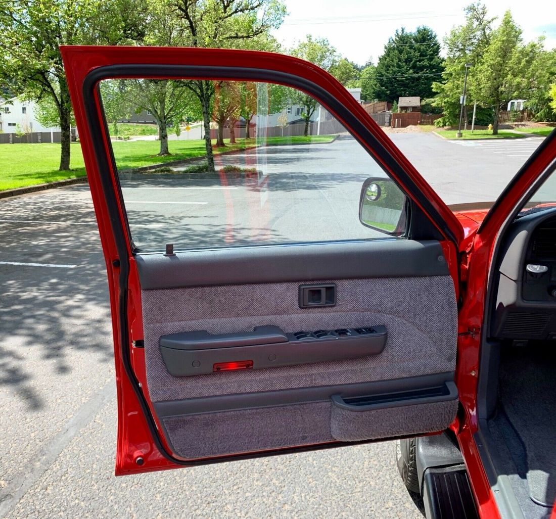 1990 Toyota 4Runner SR5 - photo 11