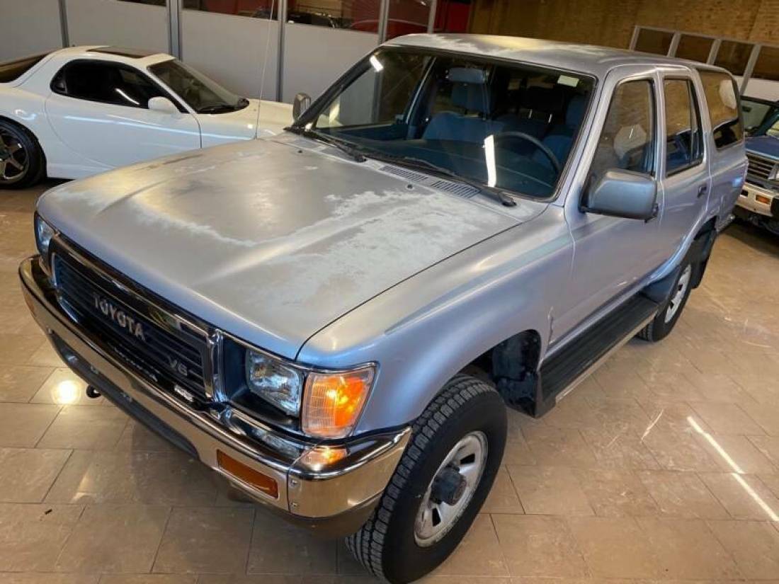 1990 Toyota 4Runner SR5 V6 4dr 4WD SUV