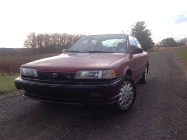 1990 Toyota Camry DX V6 1990 Toyota Camry Deluxe
