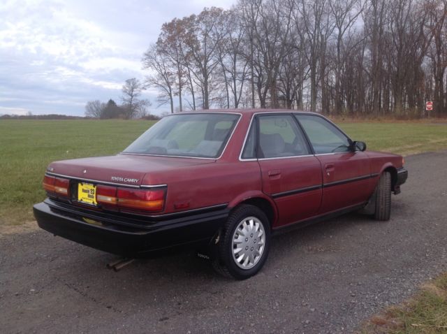 1990 Toyota Camry Deluxe - photo 5