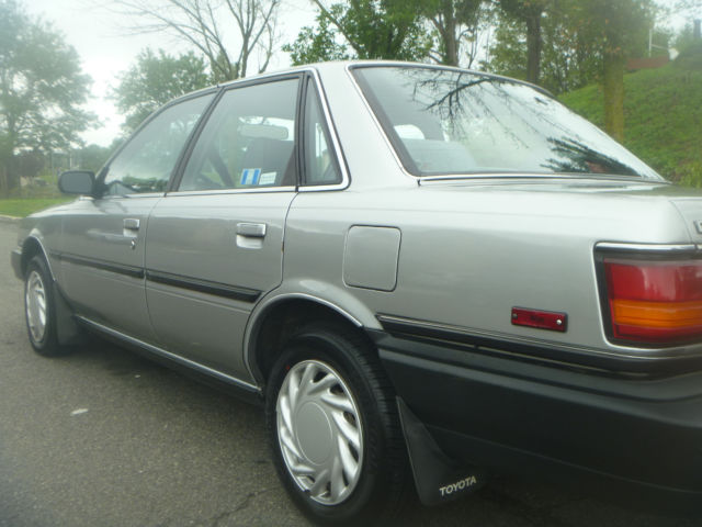 1990 Toyota Camry VERY LOW MILES - photo 3