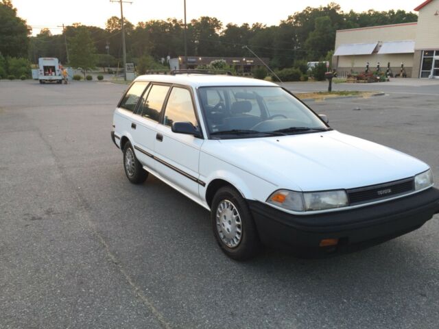 1990 Toyota Corolla DX - photo 2