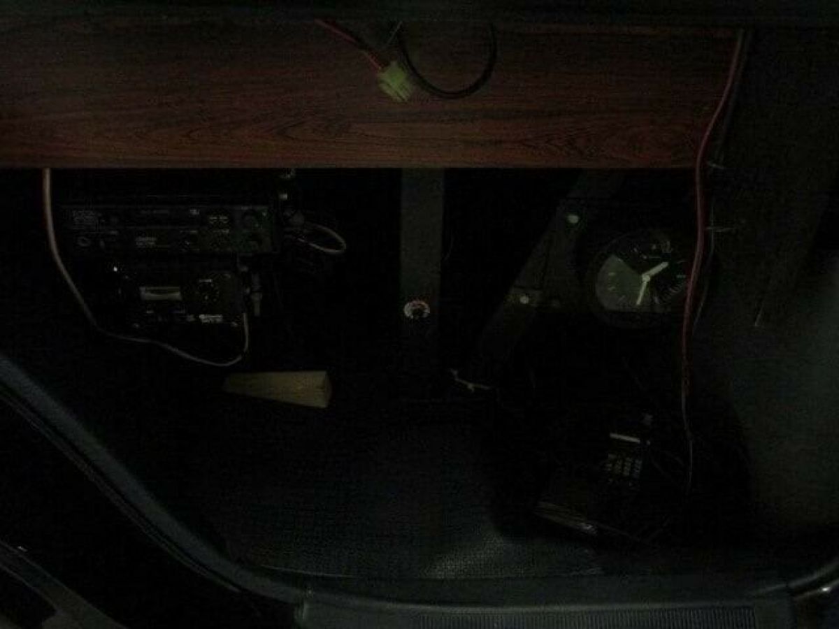 1990 Toyota Crown Hearse - photo 12