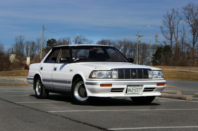 1990 Toyota Crown Royal Saloon | Real BBS wheels, clean title & low miles! 1990 Toyota Crown Royal Saloon