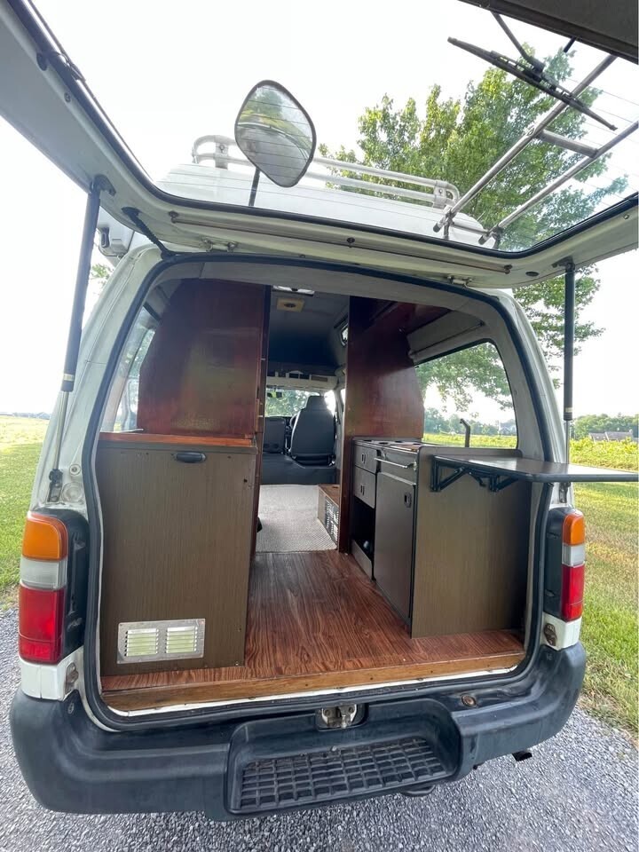 1990 Toyota Hiace - photo 11