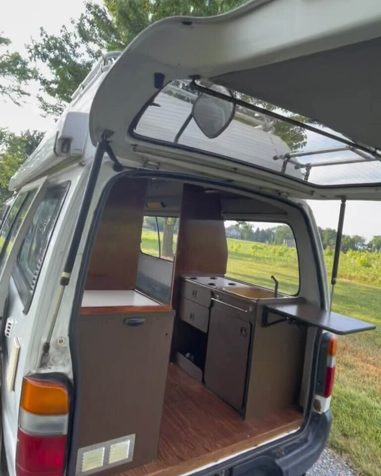 1990 Toyota Hiace - photo 7