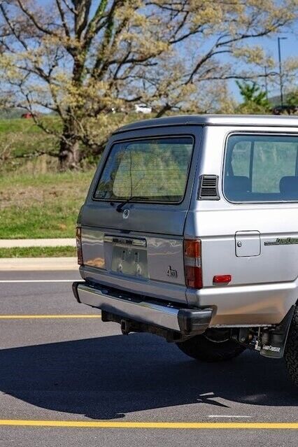 1990 Toyota Land Cruiser - photo 11