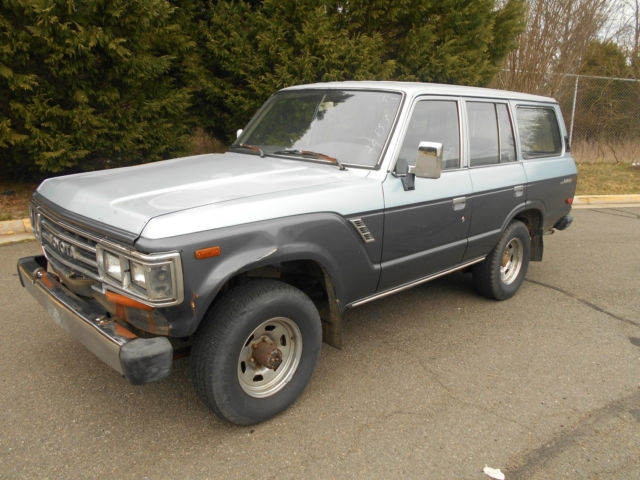 1990 Toyota Land Cruiser Base Sport Utility 4-Door - photo 2