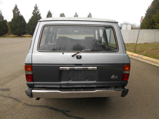 1990 Toyota Land Cruiser Base Sport Utility 4-Door - photo 7