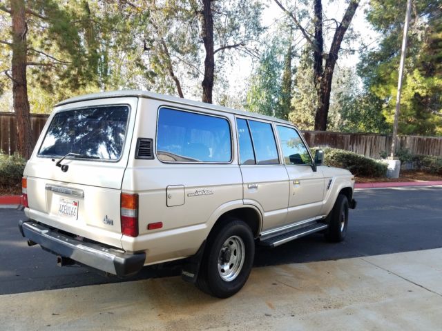 1990 Toyota Land Cruiser Base Sport Utility 4-Door - photo 11