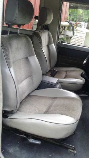 1990 Toyota Land Cruiser 70 Series - photo 9