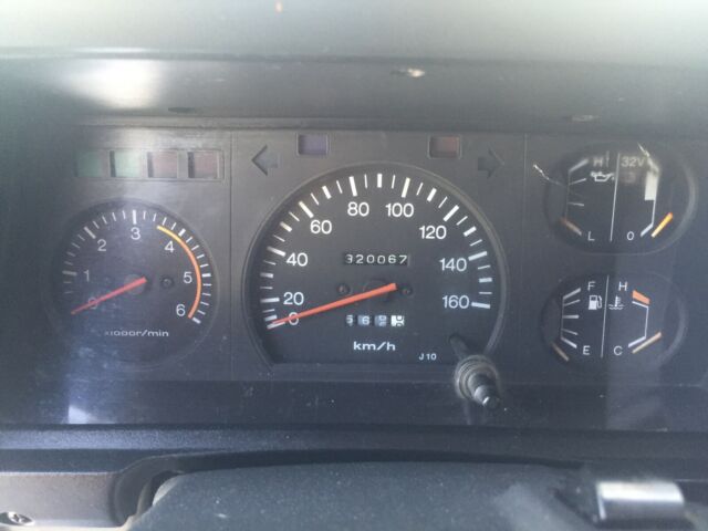 1990 Toyota Land Cruiser BJ73 3.4L Diesel Engene. 4x4 5 sp. - photo 6