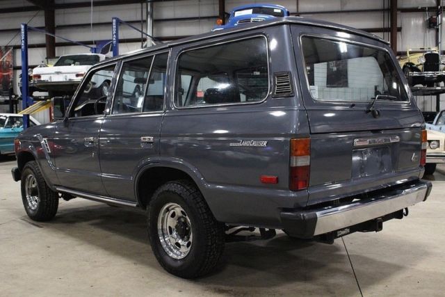 1990 Toyota Land Cruiser FJ-62 - photo 3