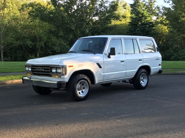 1990 Toyota Land Cruiser FJ60 - photo 2