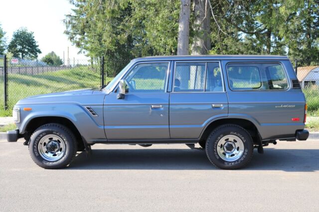 1990 Toyota Land Cruiser FJ62