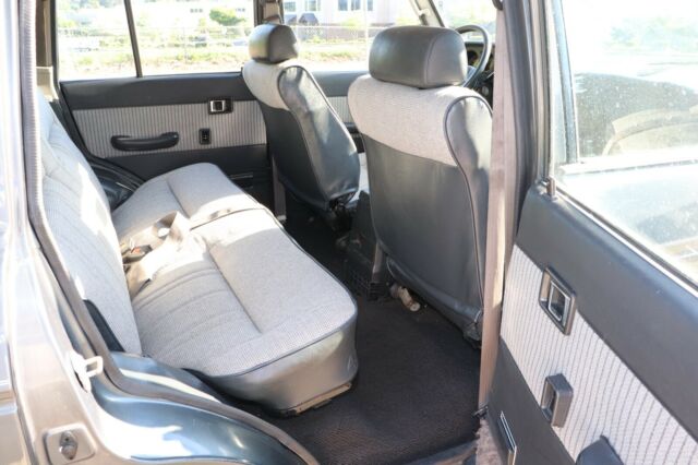1990 Toyota Land Cruiser FJ62 - photo 11