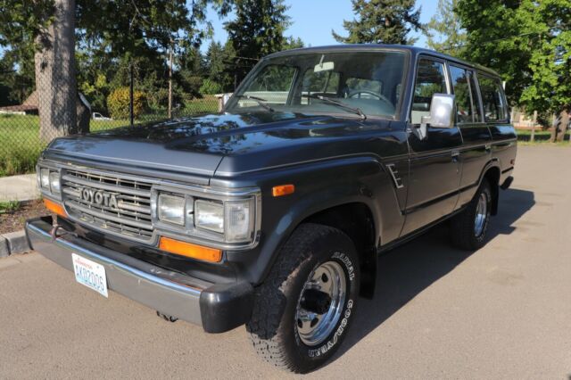 1990 Toyota Land Cruiser FJ62 - photo 2