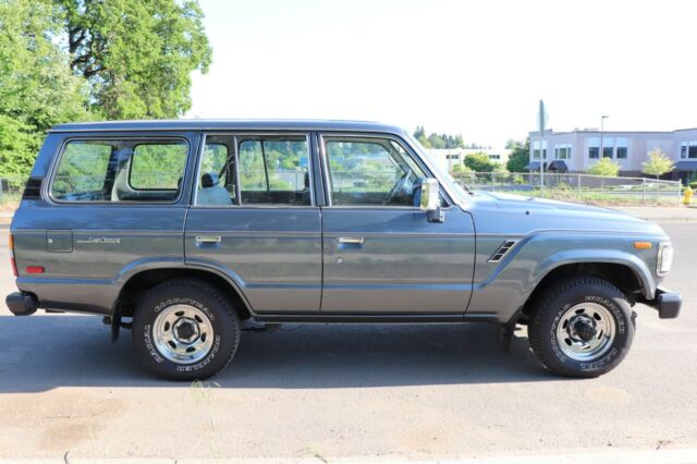 1990 Toyota Land Cruiser FJ62 - photo 5