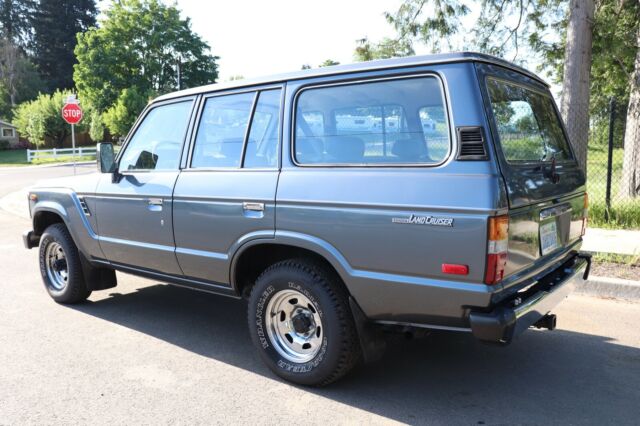 1990 Toyota Land Cruiser FJ62 - photo 8
