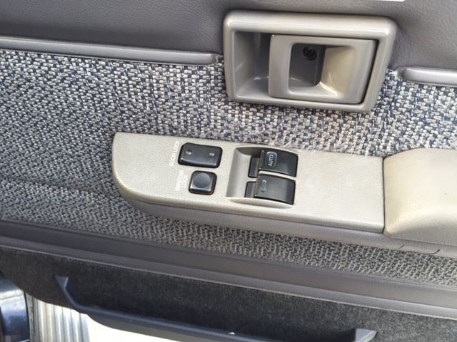 1990 Toyota Land Cruiser ZX - photo 10