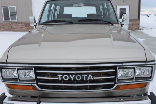 1990 Toyota Land Cruiser FJ62 - photo 10