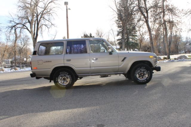 1990 Toyota Land Cruiser FJ62 - photo 5