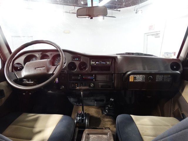 1990 Toyota Land Cruiser -- - photo 11