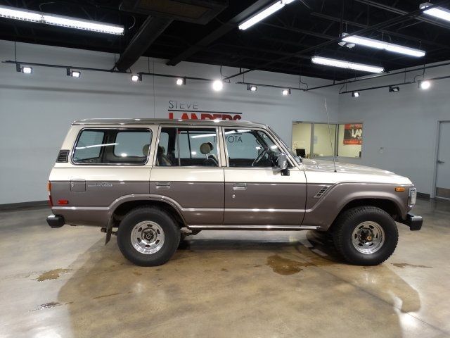 1990 Toyota Land Cruiser -- - photo 9