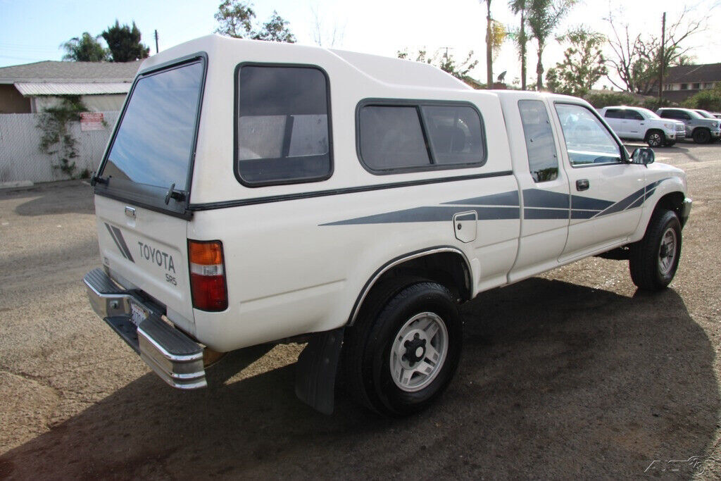1990 Toyota Pickup SR5 - photo 6