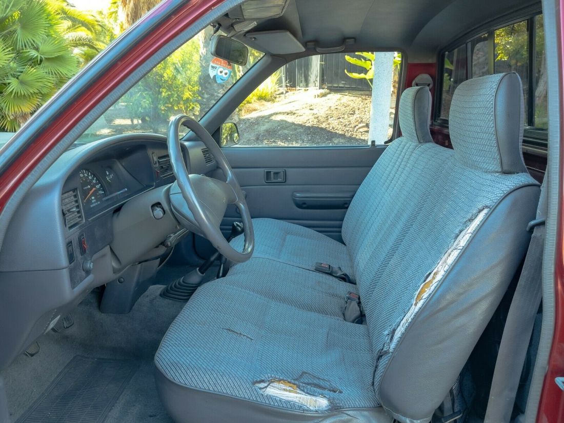 1990 Toyota Pickup Base - photo 10