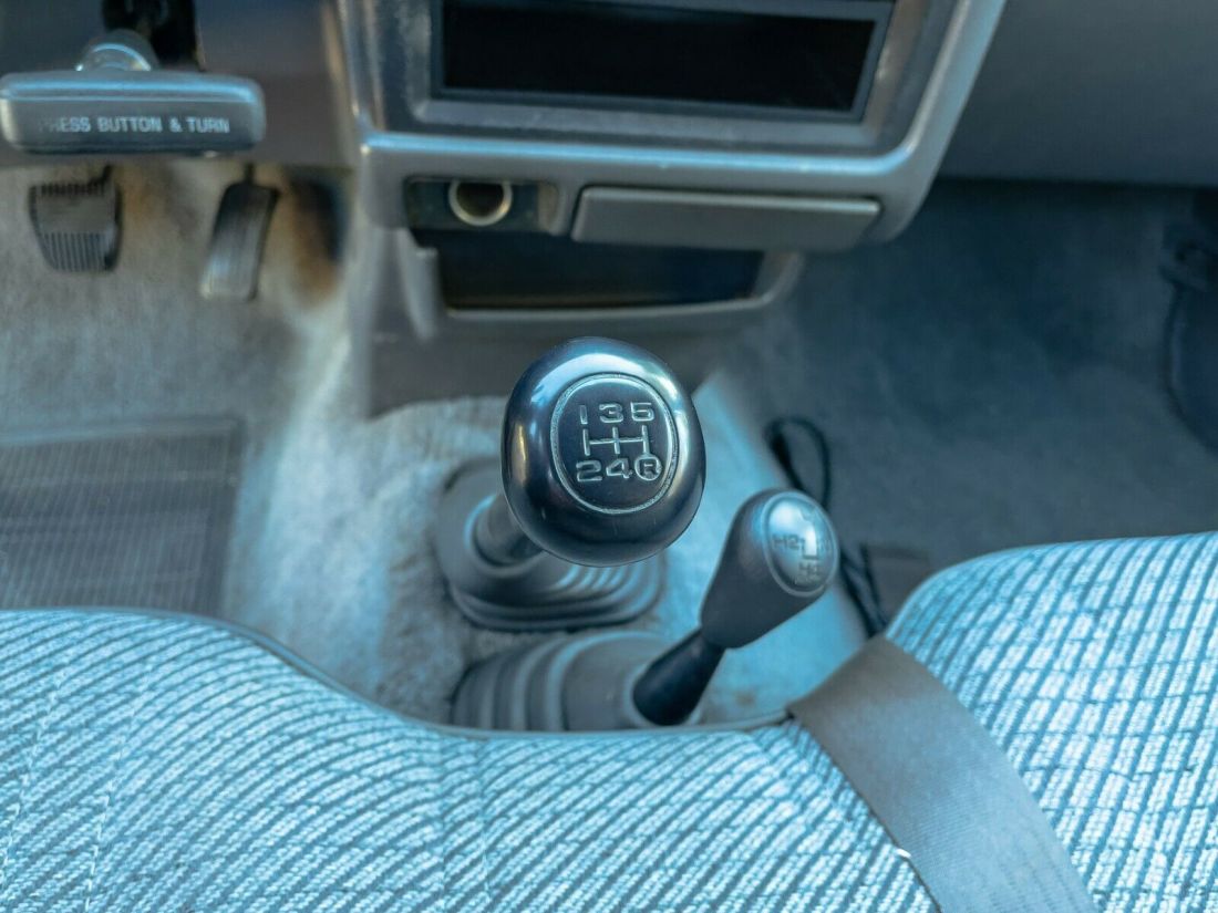 1990 Toyota Pickup Base - photo 12