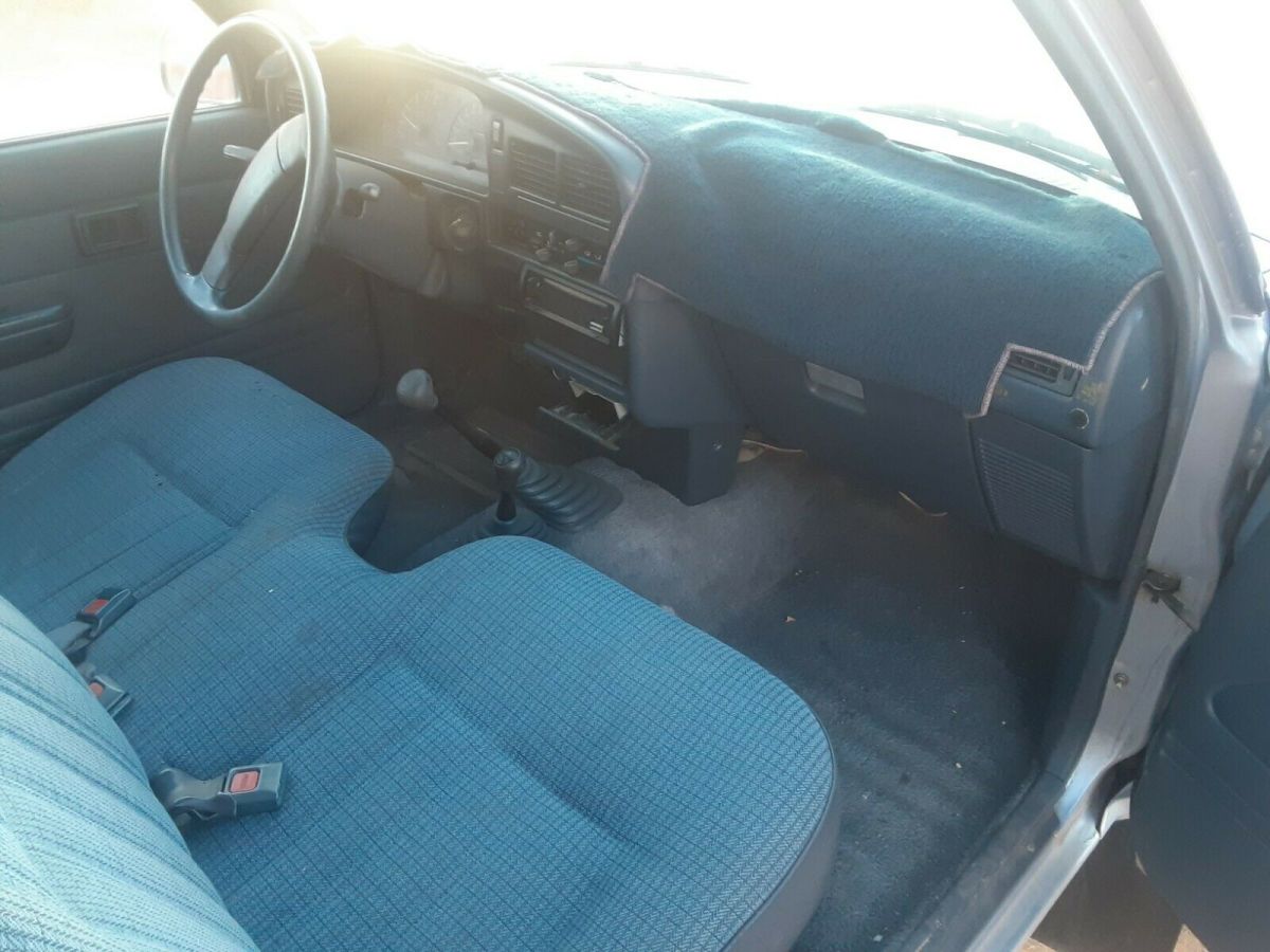 1990 Toyota Pickup - photo 7