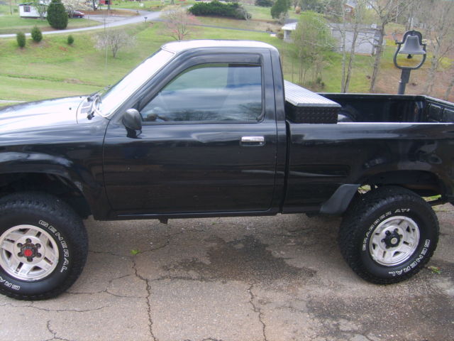 1990 Toyota 4x4 Pickup - photo 2