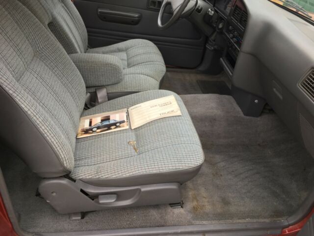 1990 Toyota Pickup - photo 3